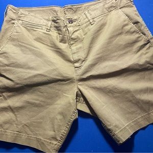 American Eagle khaki shorts size 36
